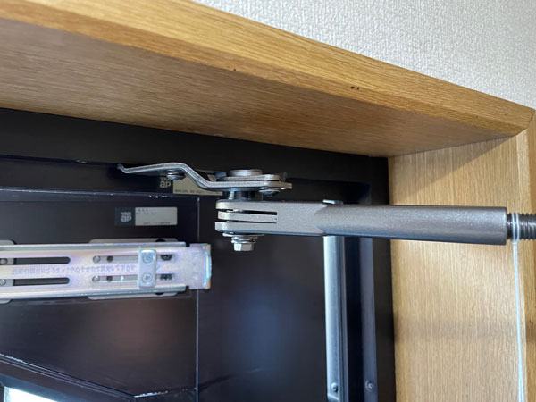 ドアクローザー故障のイメージ